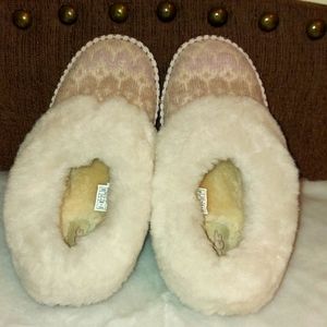 UGG Slippers worn once